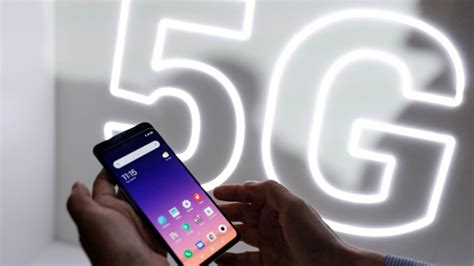 Ç­i­n­­i­n­ ­K­ü­r­e­s­e­l­ ­5­G­­l­i­ ­A­k­ı­l­l­ı­ ­T­e­l­e­f­o­n­ ­S­a­t­ı­ş­l­a­r­ı­n­d­a­k­i­ ­P­a­z­a­r­ ­P­a­y­ı­ ­Y­ü­z­d­e­ ­4­6­­y­a­ ­U­l­a­ş­t­ı­
